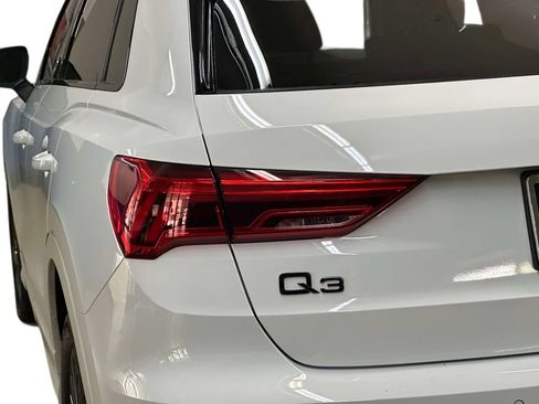 Used 2023 Audi Q3 2.0T Premium w/ Convenience Package AWD/4WD image 25