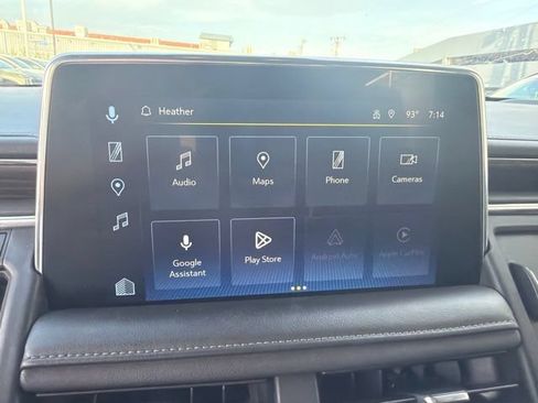 Used 2023 Chevrolet Suburban LT w/ LT Signature Plus Package AWD/4WD image 8