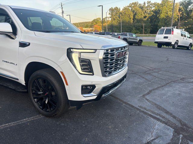 New 2026 GMC Yukon Denali AWD/4WD image 6