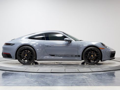 Used 2024 Porsche 911 Carrera image 20