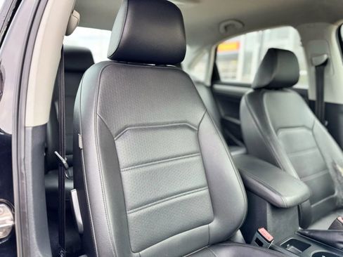 Used 2015 Volkswagen Passat 1.8T Limited Edition image 12