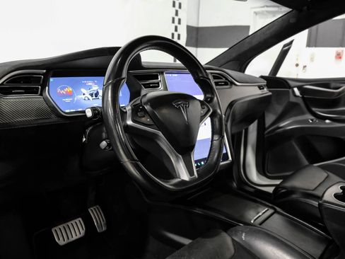 Used 2016 Tesla Model X P90D image 17
