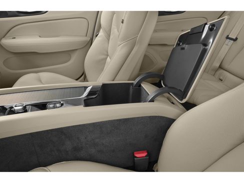 Used 2024 Volvo V60 B5 Cross Country Plus w/ Protection Package Premier image 12