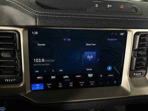 Used 2025 Ford Bronco Outer Banks image 22