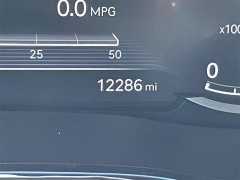 Certified 2024 Genesis GV70 3.5T Sport w/ Sport Advanced Package image 27