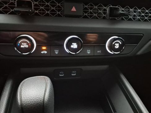 Used 2025 Honda Accord LX image 14