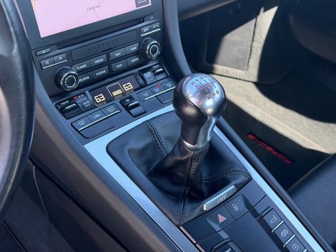 Certified 2018 Porsche 911 Carrera RWD image 13