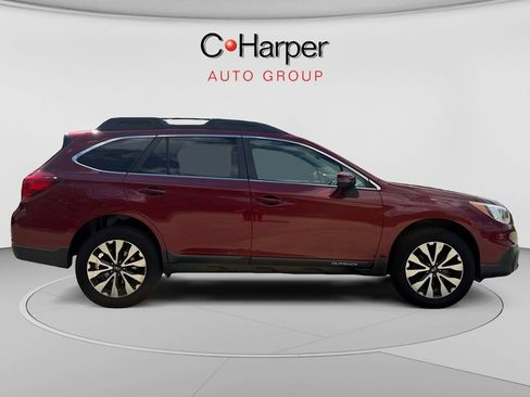 Used 2016 Subaru Outback 2.5i Limited AWD/4WD image 2