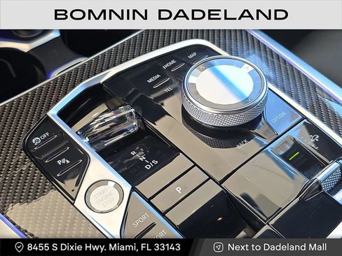 Used 2023 BMW X7 M60i w/ Executive Package image 35