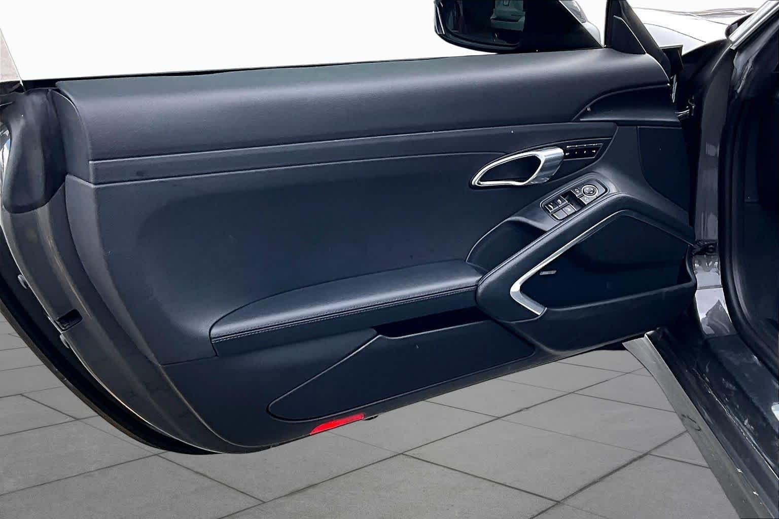 Used 2014 Porsche 911 Carrera RWD image 21