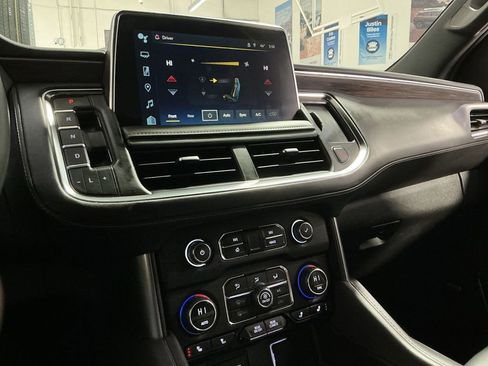 Used 2024 Chevrolet Tahoe LT w/ Luxury Package image 28