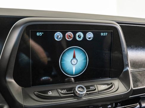 Used 2018 Chevrolet Camaro SS image 18