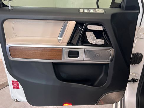 Used 2024 Mercedes-Benz G 550 image 14