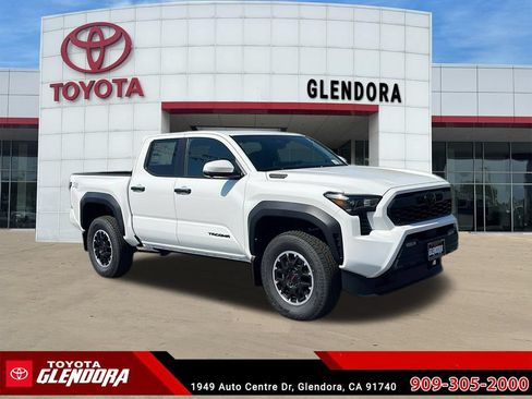 New 2026 Toyota Tacoma TRD Off-Road AWD/4WD image 15
