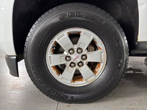 Used 2016 GMC Canyon W/T w/ Convenience Package image 4