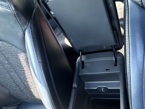 Used 2015 Chrysler 200 S w/ Navigation & Sound Group I FWD image 23