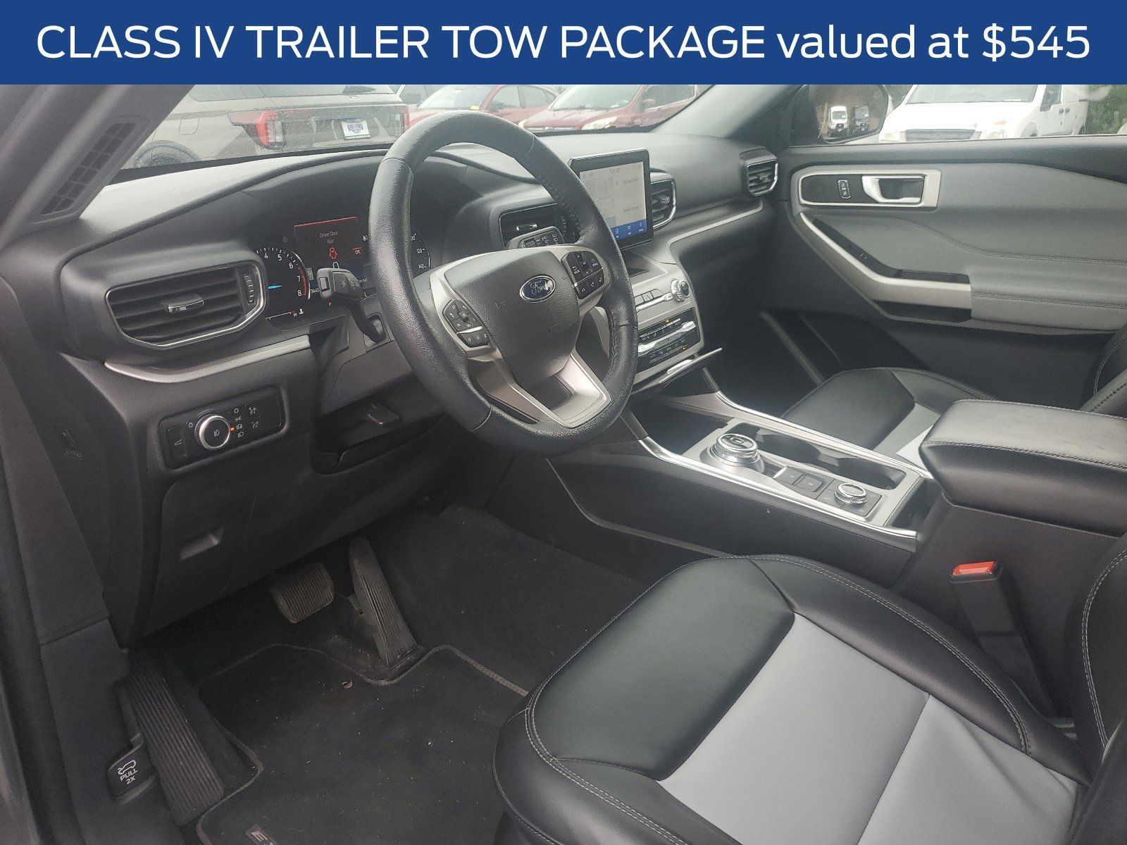 Used 2023 Ford Explorer XLT w/ Equipment Group 202A AWD/4WD image 10