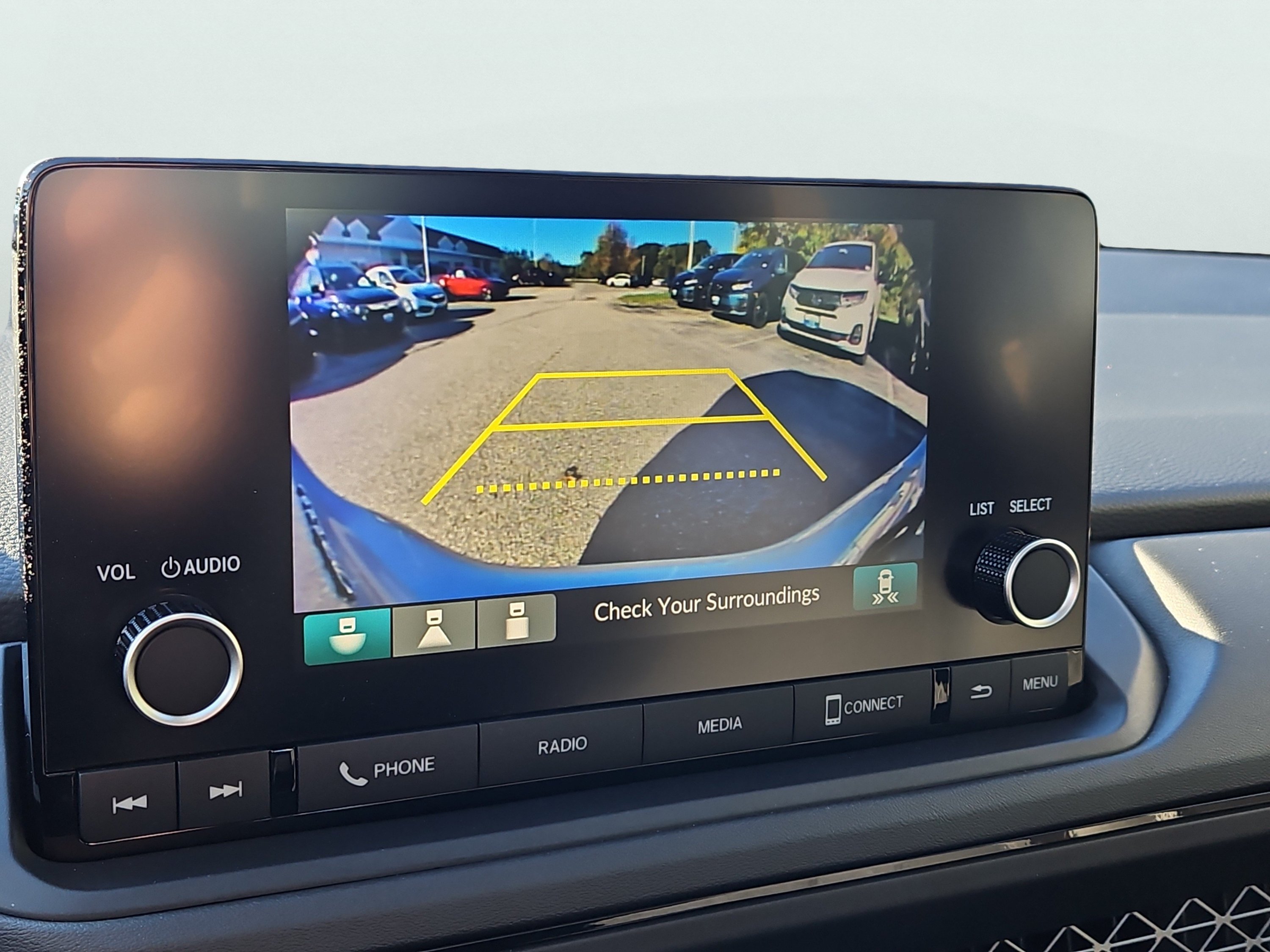 Certified 2025 Honda Accord SE image 9
