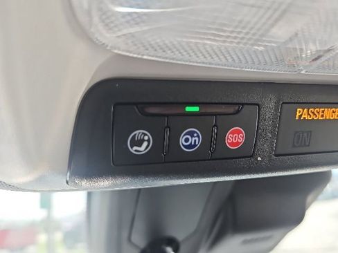 Used 2022 Chevrolet TrailBlazer LT w/ Driver Confidence Package FWD image 27