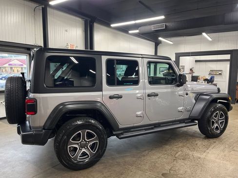 Used 2020 Jeep Wrangler Unlimited Sport S AWD/4WD image 13