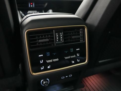 Certified 2026 Porsche Cayenne Turbo GT AWD/4WD image 19