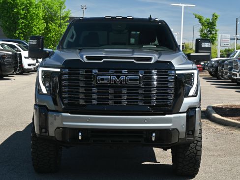 Used 2026 GMC Sierra 2500 Denali Ultimate w/ Max Trailering Package image 6