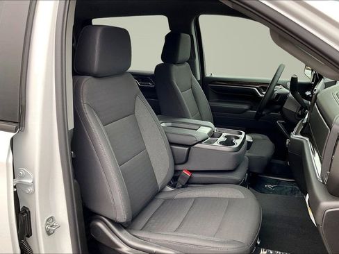 New 2026 Chevrolet Silverado 1500 LT w/ Z71 Off-Road Package image 11