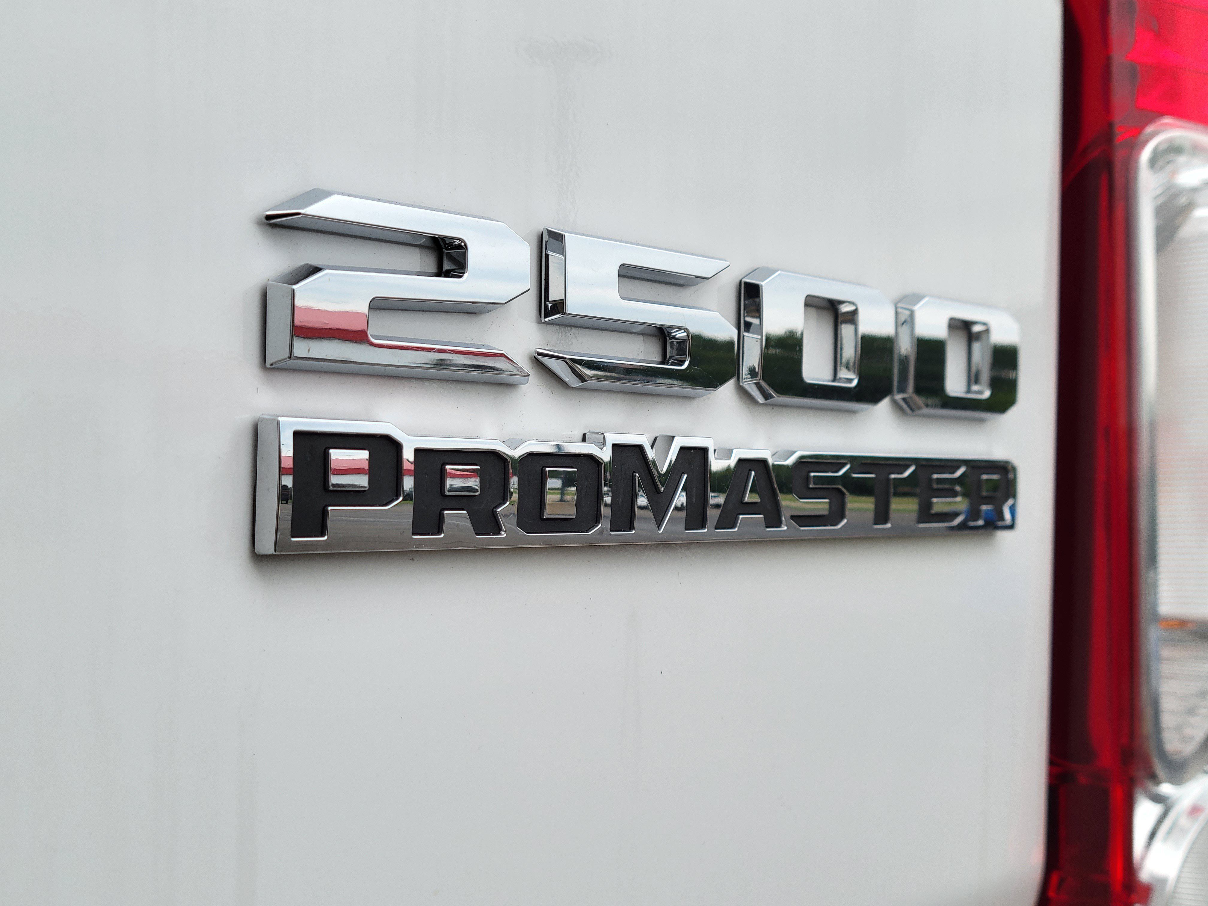 Used 2025 RAM ProMaster 2500 w/ U-Haul Equipment Group FWD image 20