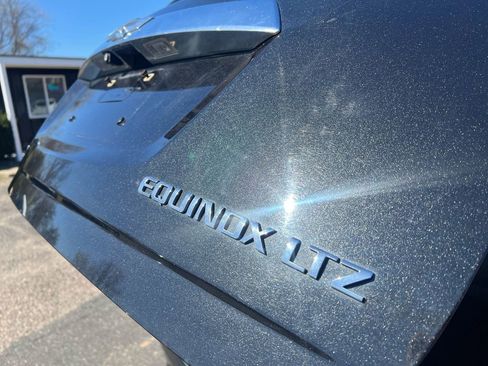 Used 2015 Chevrolet Equinox LTZ AWD/4WD image 16