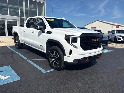 Used 2023 GMC Sierra 1500 AT4 AWD/4WD image 3
