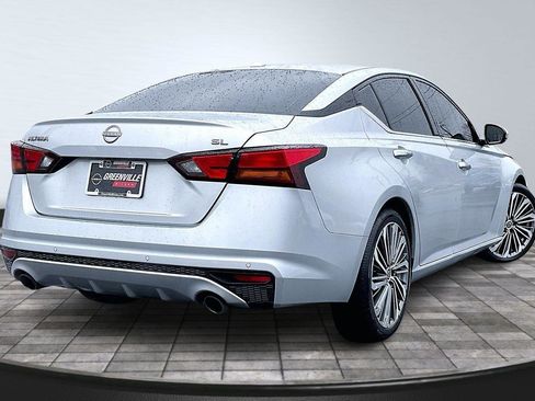 Used 2023 Nissan Altima 2.5 SL image 14