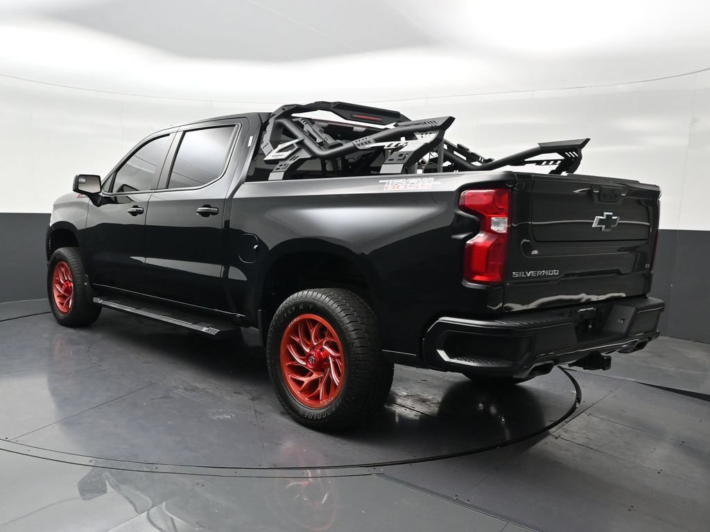 Used 2024 Chevrolet Silverado 1500 LT Trail Boss AWD/4WD image 3