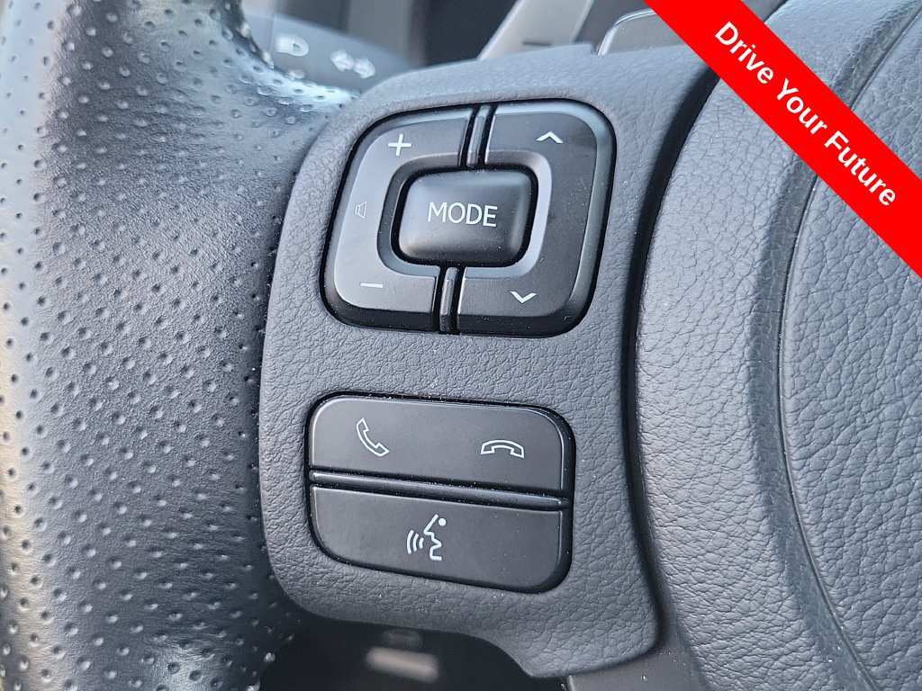 Used 2022 Lexus IS 500 w/ Accessory Package RWD image 5