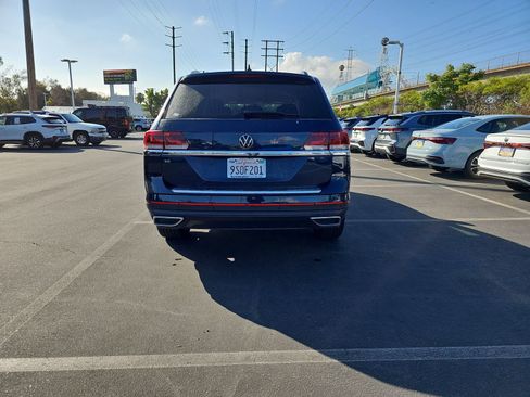 Used 2023 Volkswagen Atlas SE FWD image 6