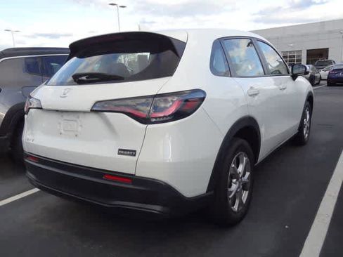 Used 2024 Honda HR-V LX image 6