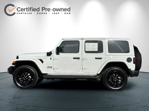 Certified 2025 Jeep Wrangler Unlimited Sahara AWD/4WD image 7