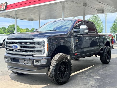 Used 2024 Ford F250 Platinum w/ Tremor Off-Road Package AWD/4WD image 6