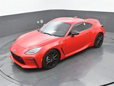 Used 2025 Toyota GR86 Premium image 23