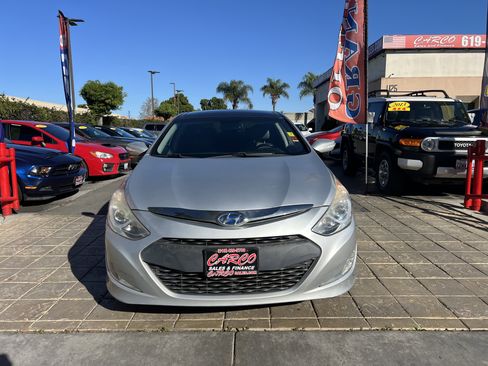 Used 2012 Hyundai Sonata Hybrid w/ Ultimate Pkg image 3