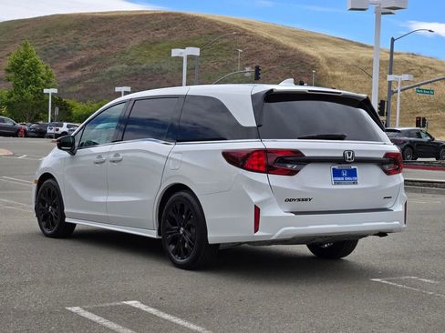 New 2026 Honda Odyssey Sport-L image 6