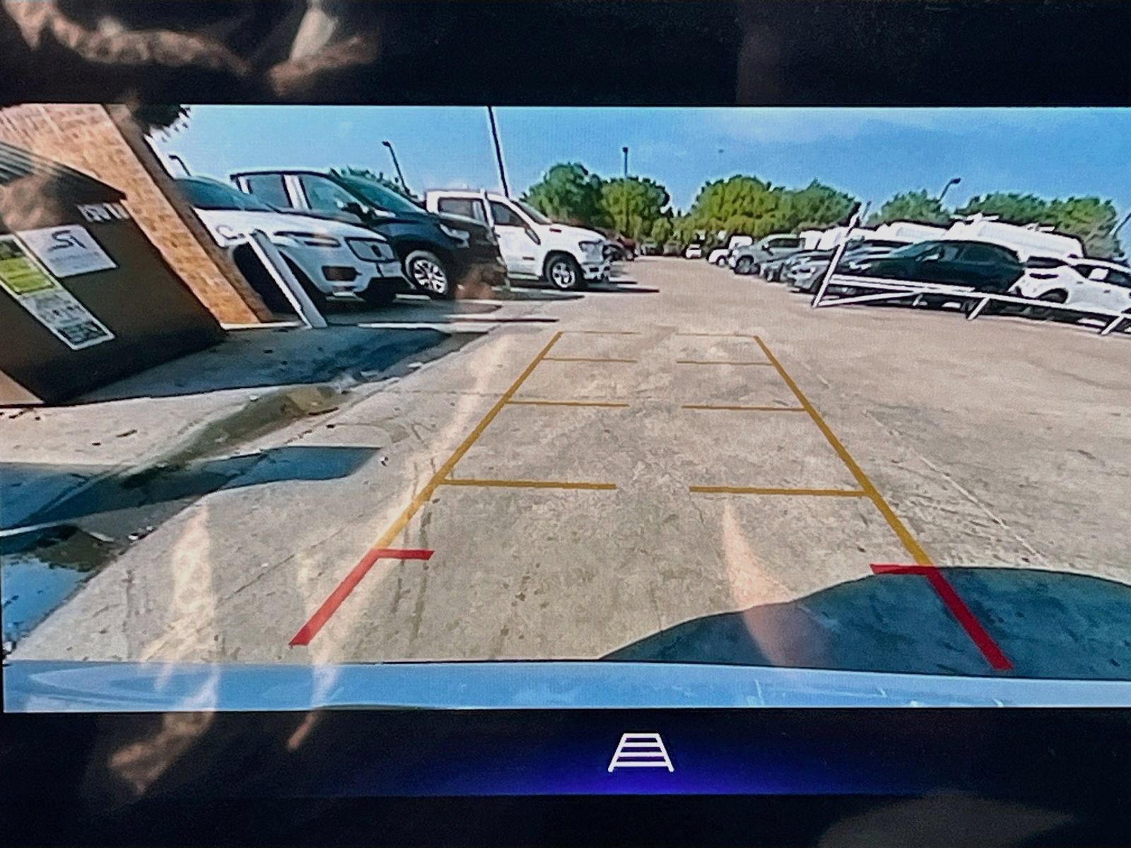 Used 2025 Chevrolet Trax ACTIV w/ Sunroof Package FWD image 13