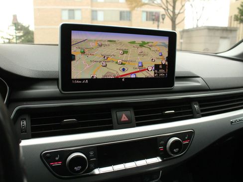 Used 2018 Audi A4 2.0T allroad Premium Plus w/ Premium Plus Package image 33