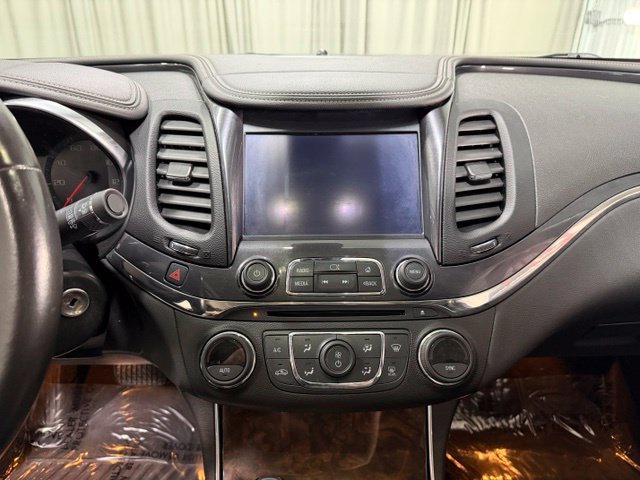 Used 2014 Chevrolet Impala LT FWD image 13