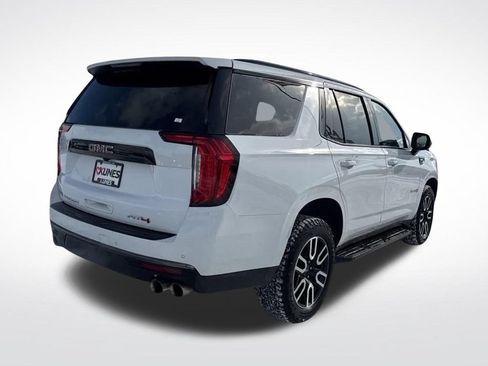 Used 2024 GMC Yukon AT4 AWD/4WD image 15