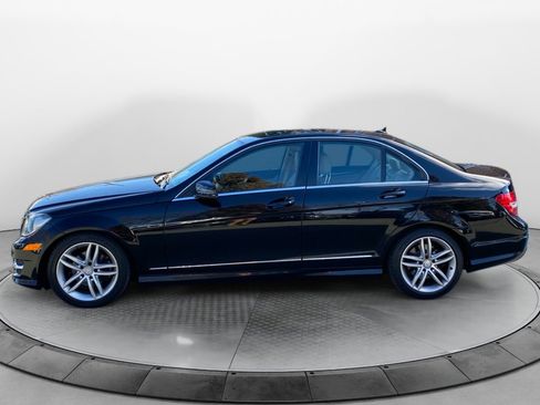Used 2013 Mercedes-Benz C 250 Sport image 4