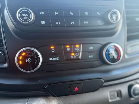 Used 2022 Ford Transit 250 Medium Roof image 39