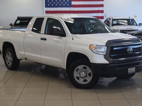 Used 2016 Toyota Tundra SR AWD/4WD image 2