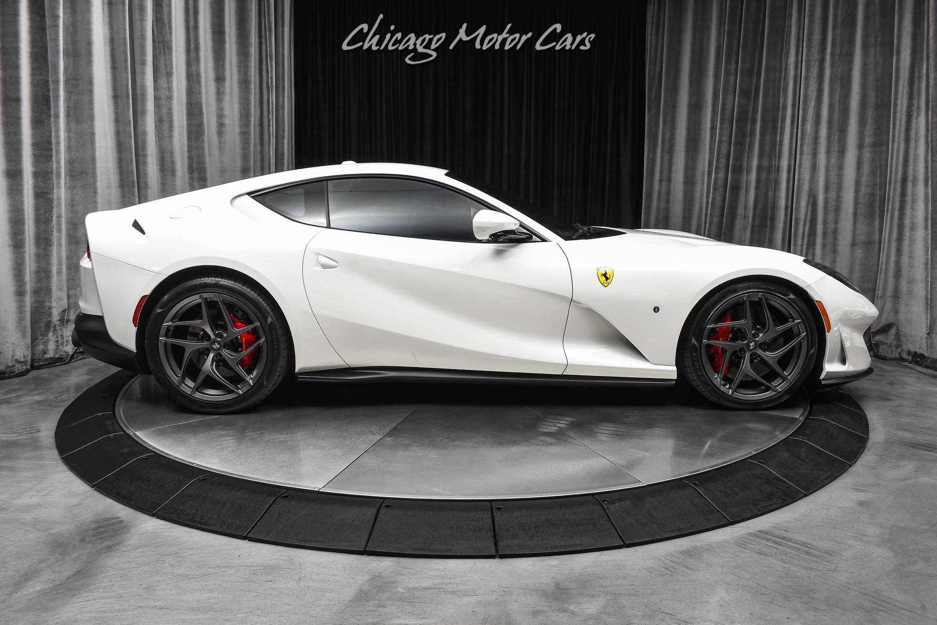 Used 2020 Ferrari 812 Superfast RWD image 41