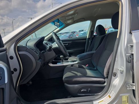 Used 2013 Nissan Altima 2.5 S FWD image 8