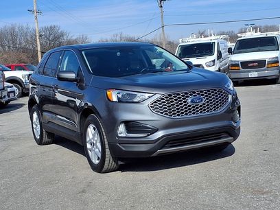 Used 2024 Ford Edge SEL w/ Convenience Package